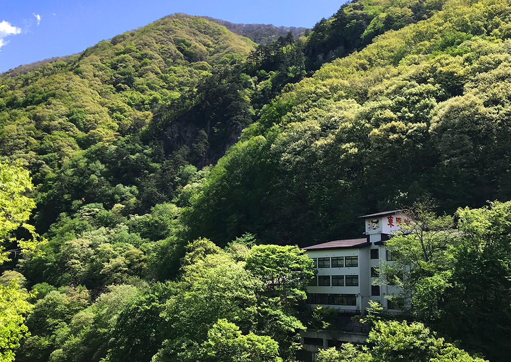 東明館