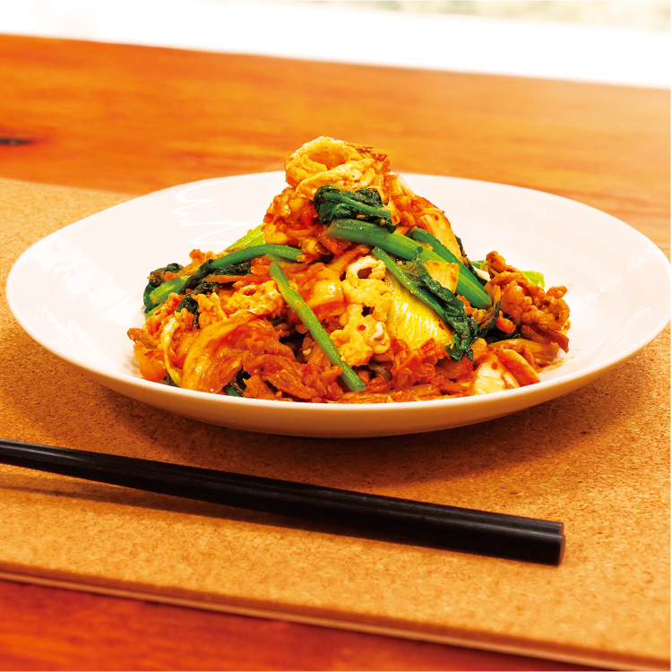 牛肉とほうれん草のキムチ炒め